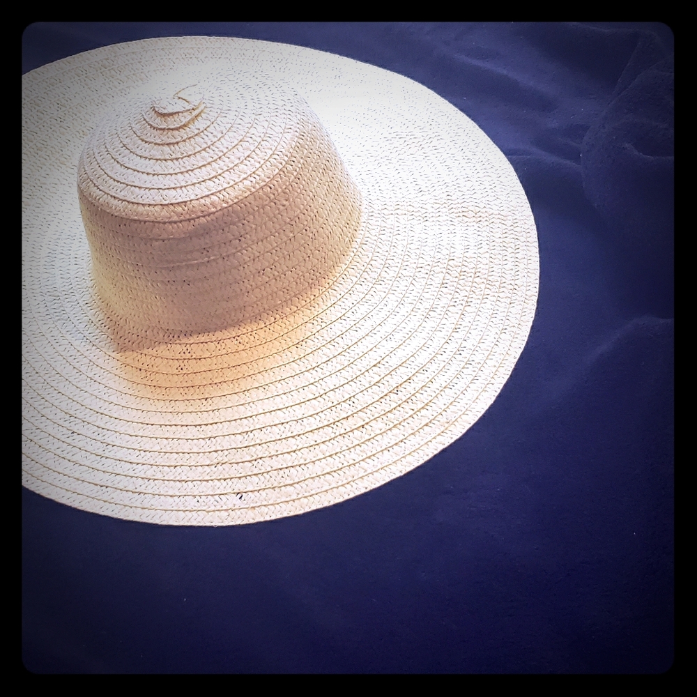 Beach hat